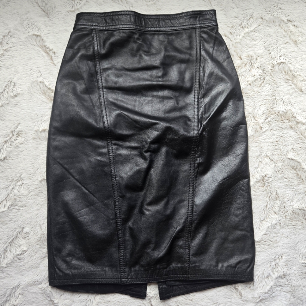 Vintage Switzer's Leather Pencil Skirt Made in Korea, size 4 (Women's XXS)